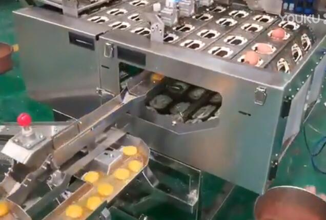 四排敲蛋機-蛋清蛋黃分離器